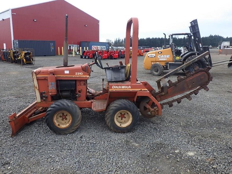 ditch-witch-2310w-image-8