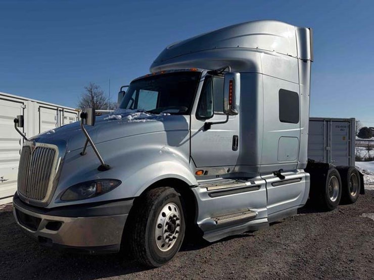 2017-international-prostar-image-1