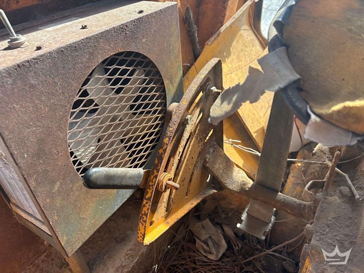 john-deere-302a-image-13