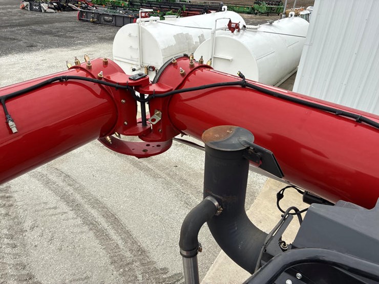 2024-case-ih-8250-image-77