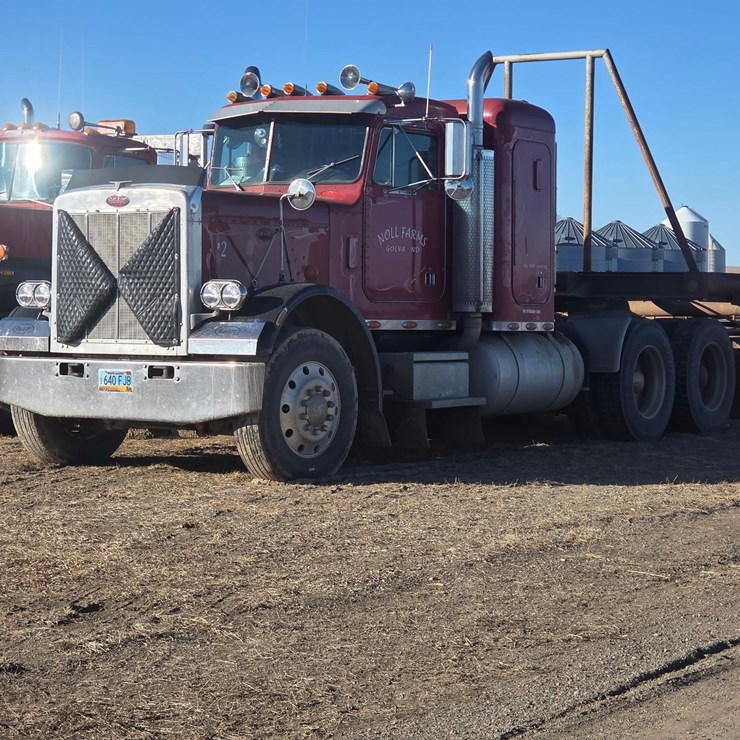 1984 PETERBILT 359