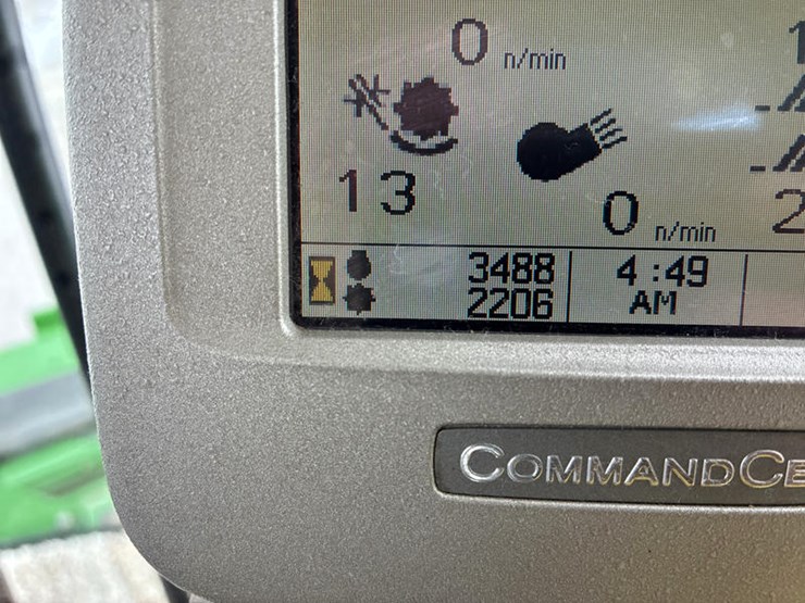 2011-john-deere-9670-sts-image-113