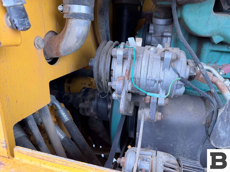 volvo-g726b-image-50