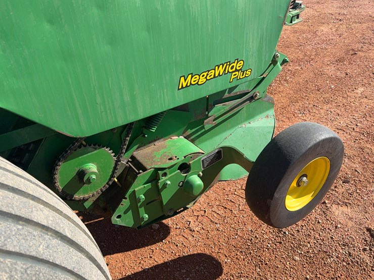 john-deere-568-image-5