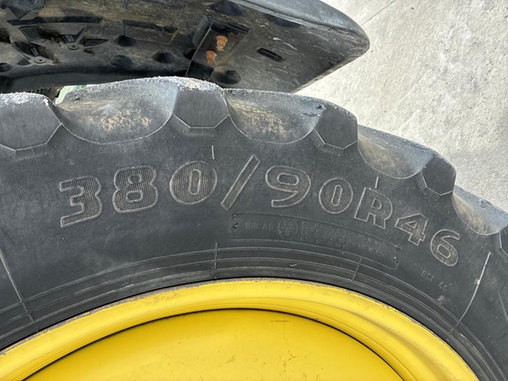 2014-john-deere-4830-image-46