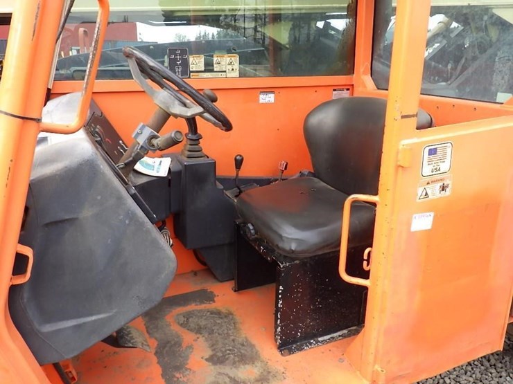 2014-jlg-g9-43a-image-26