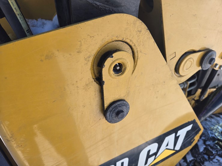 caterpillar-259d-image-21