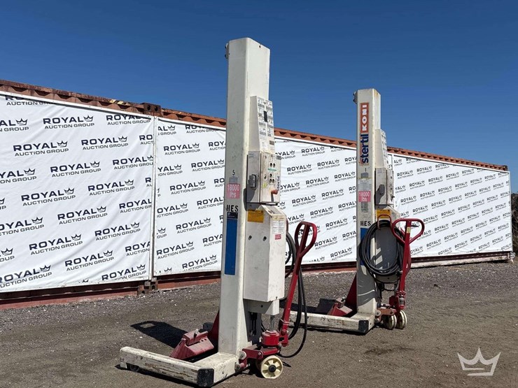 stertil-koni-18000lbs-2-post-auto-lift-image-2