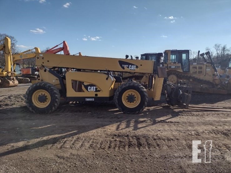 2013-caterpillar-tl943c-image-3
