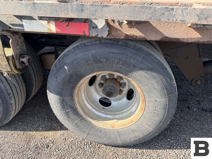 2014-pj-gooseneck-flatbed-trailer-image-30