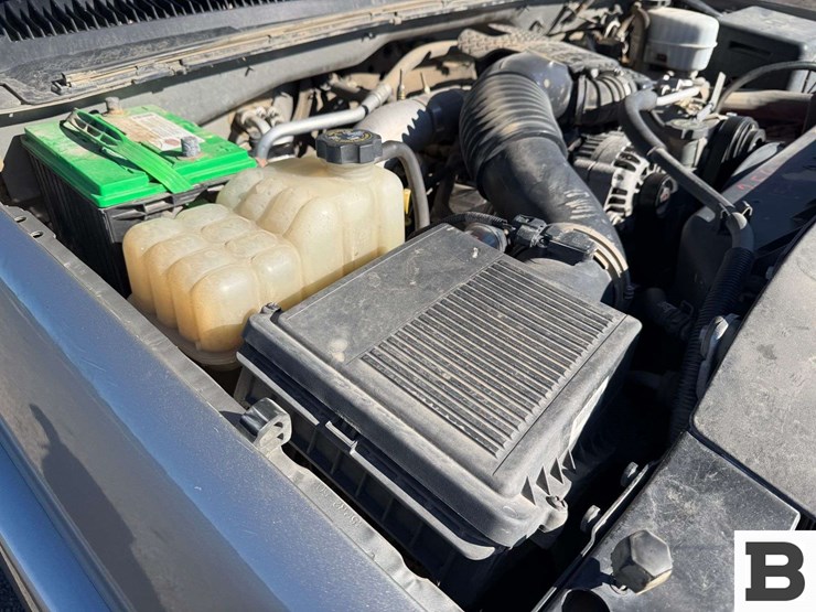 2003-gmc-2500-image-49