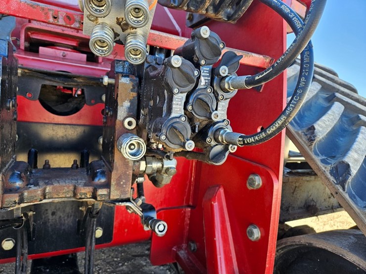 case-ih-375-image-15