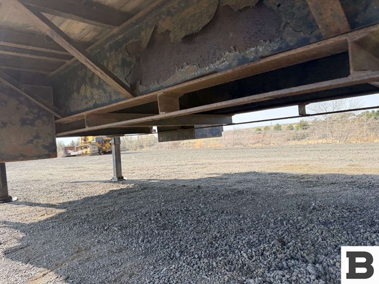 2014-pj-gooseneck-flatbed-trailer-image-27