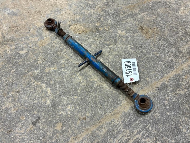 ford-tractor-image-3