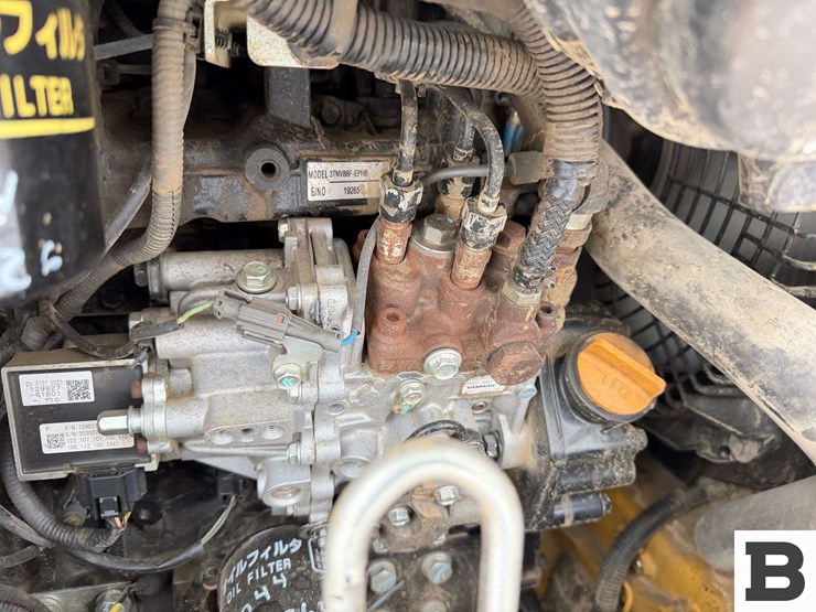 2017-deere-35g-image-36