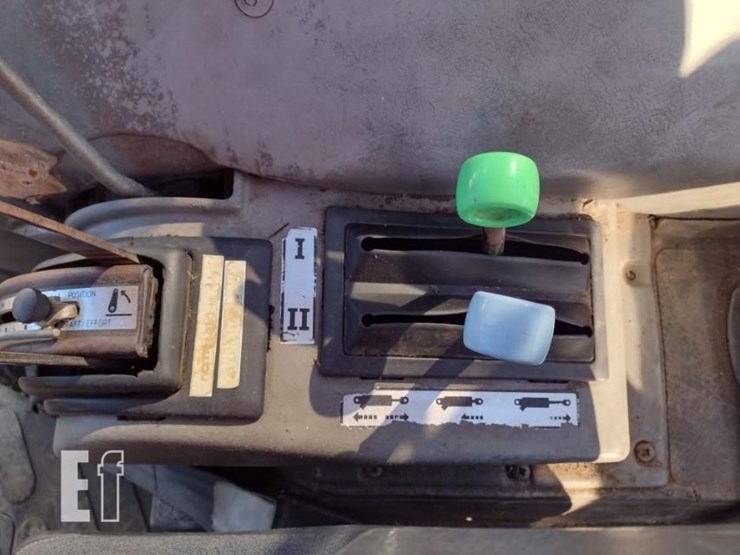 1996-new-holland-4630-image-11