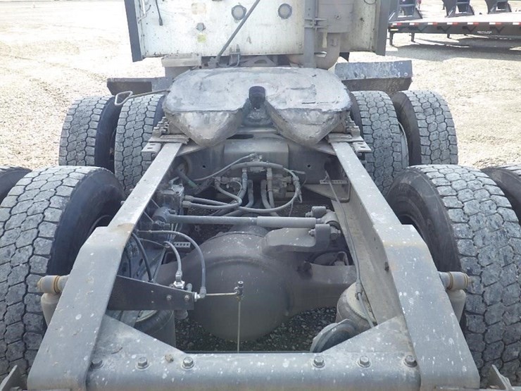 2006-international-9400-image-9