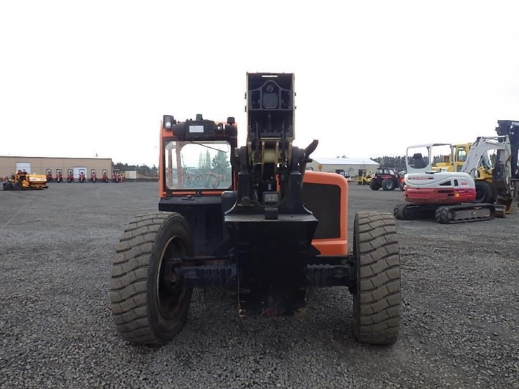 2014-jlg-g9-43a-image-6