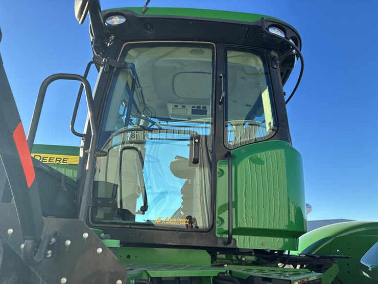 2013-john-deere-9510r-image-36