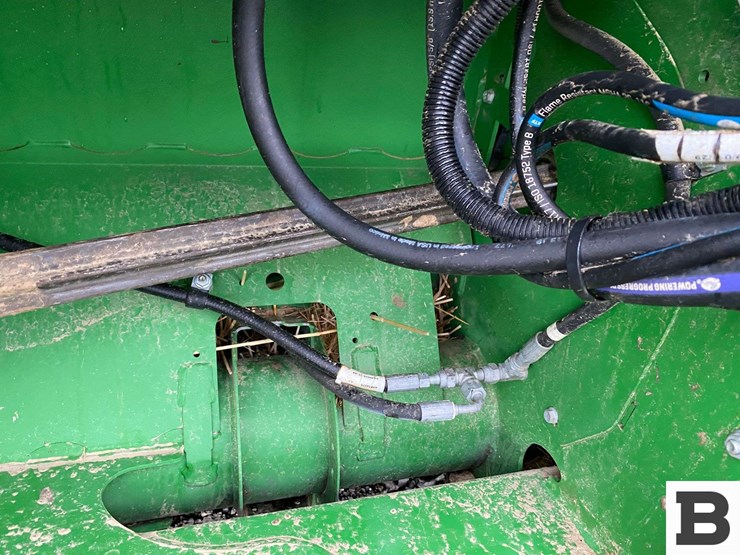 2019-john-deere-735fd-image-27