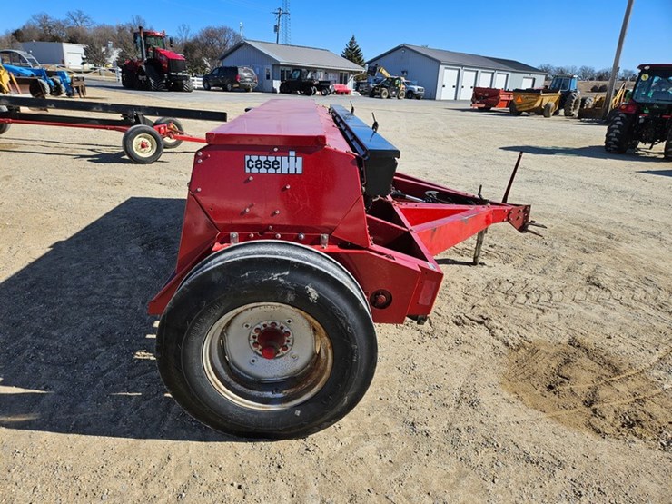 case-ih-5300-image-6