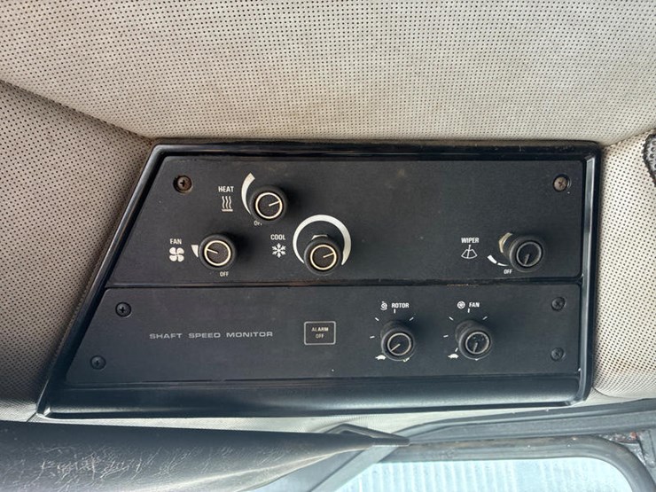 1994-case-ih-1666-image-79