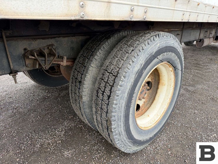 2006-international-durastar-4300-image-30