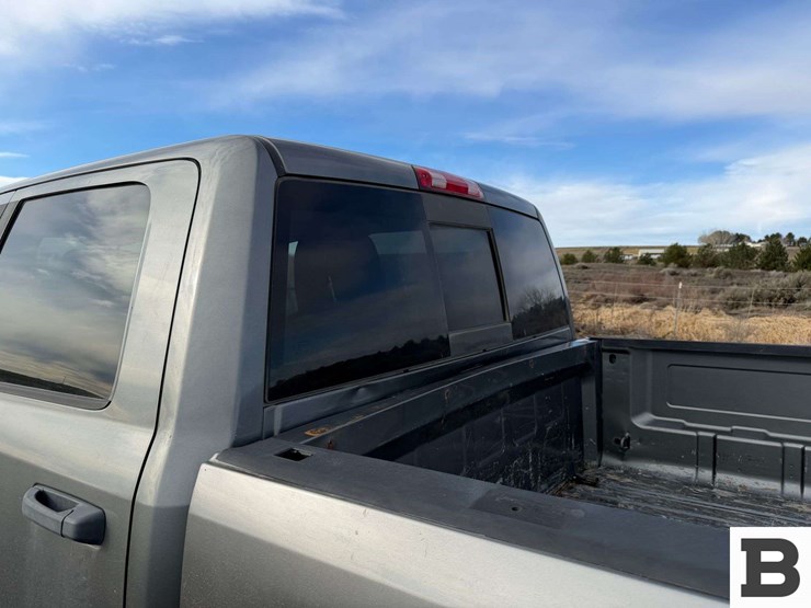 2012-dodge-2500-image-11