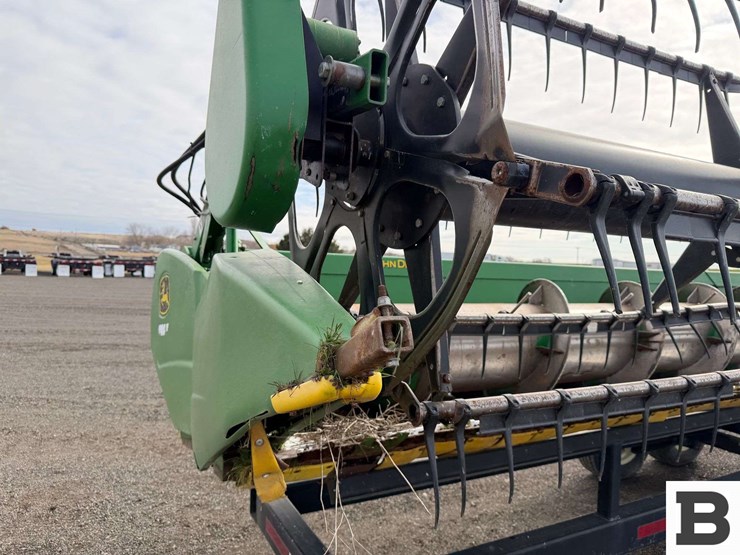 2009-john-deere-635f-image-30