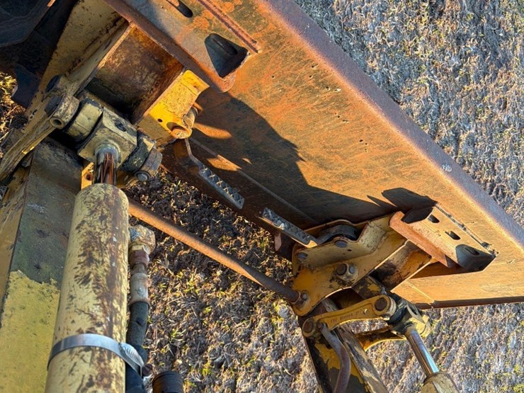 john-deere-110-image-9