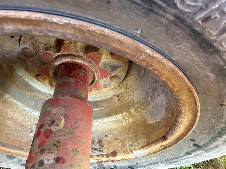 case-ih-3900-image-8