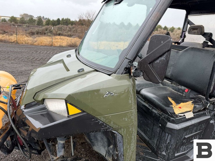 2018-polaris-ranger-crew-image-16