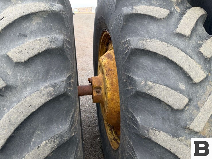 1982-john-deere-4440-image-37