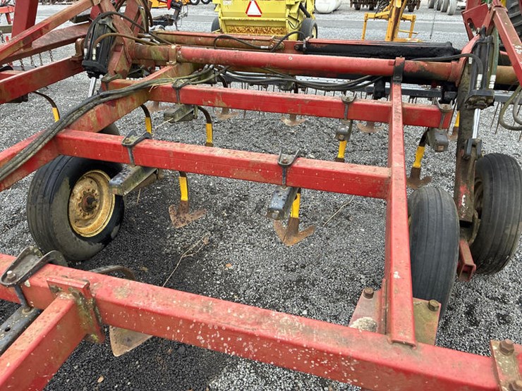 case-ih-4800-image-10