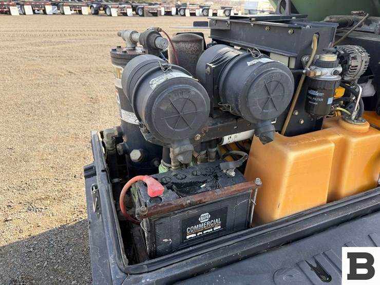 2008-sullivan-air-compressor-trailer-image-22