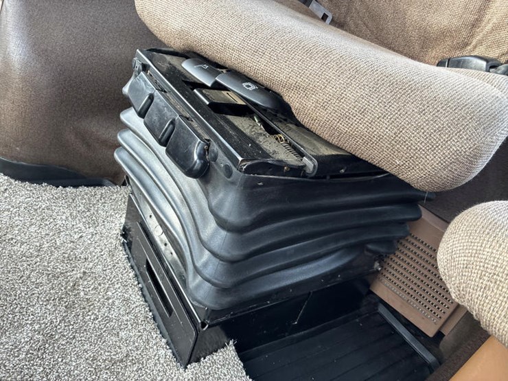 2009-john-deere-9430-image-65