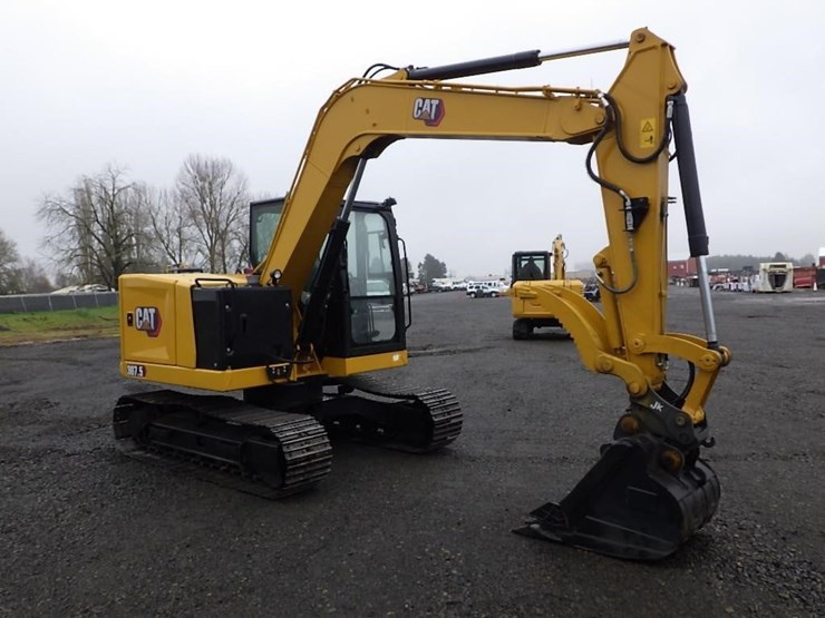 caterpillar-307.5-image-2