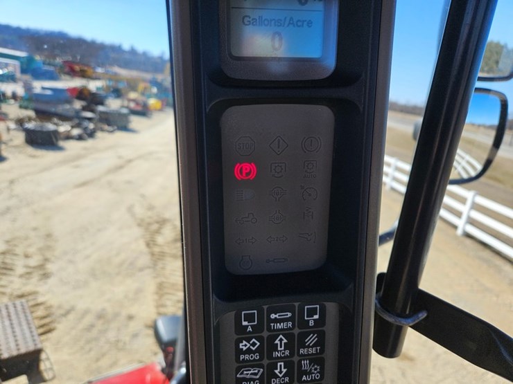 case-ih-375-image-38