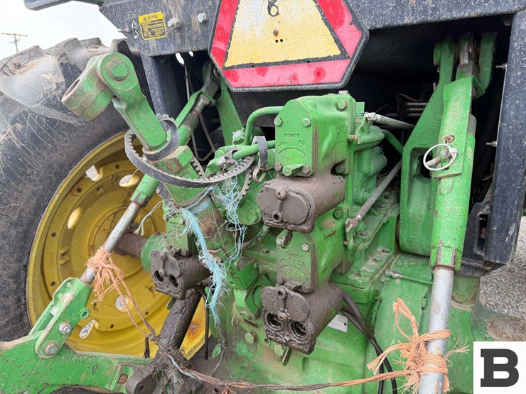 1992-john-deere-4960-image-33