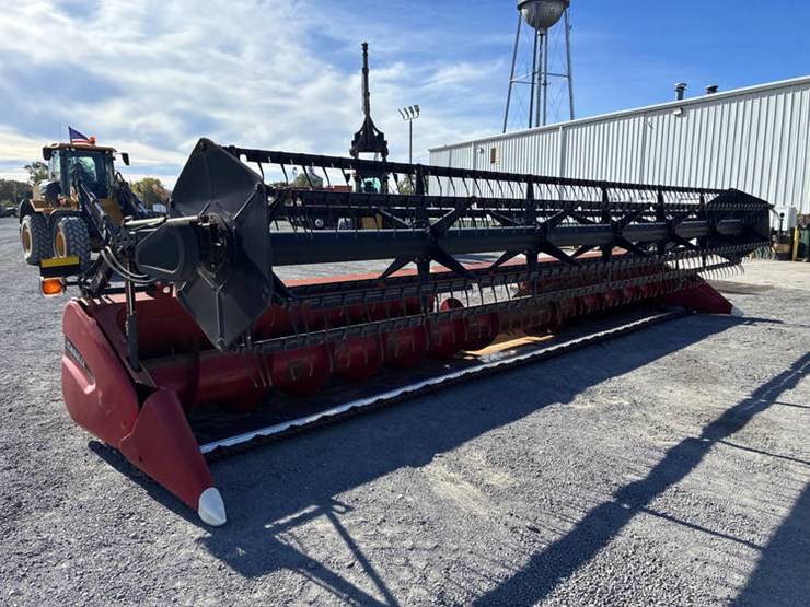 2011-case-ih-3020-image-6