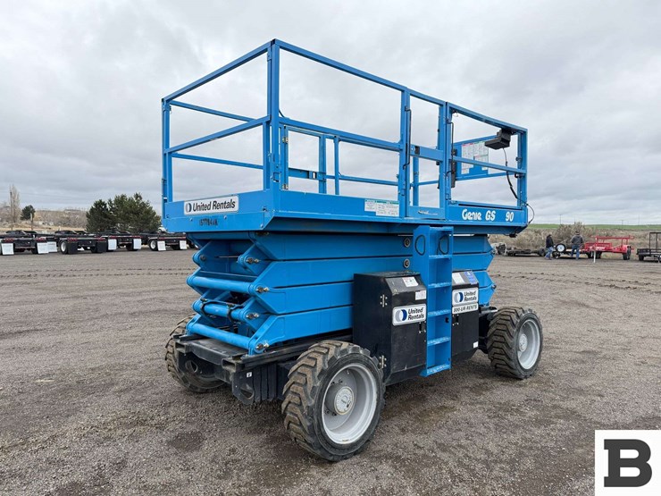 genie-gs-4390-scissor-lift-image-5
