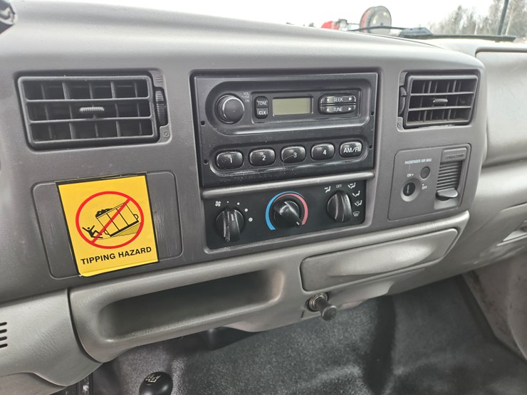 2001-ford-f350-image-41