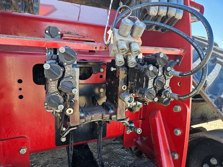 case-ih-375-image-14