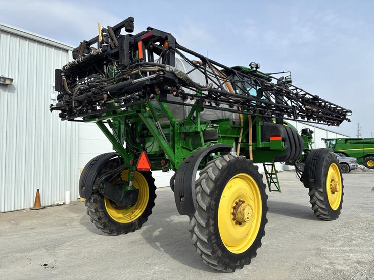 2014-john-deere-4830-image-6