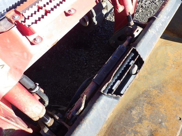 takeuchi-tl10v2-image-16