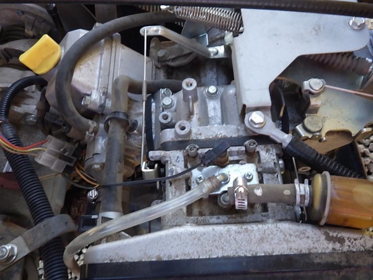 john-deere-gator-image-16