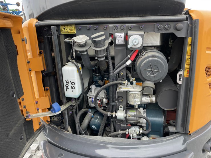 2024-case-cx30c-image-15