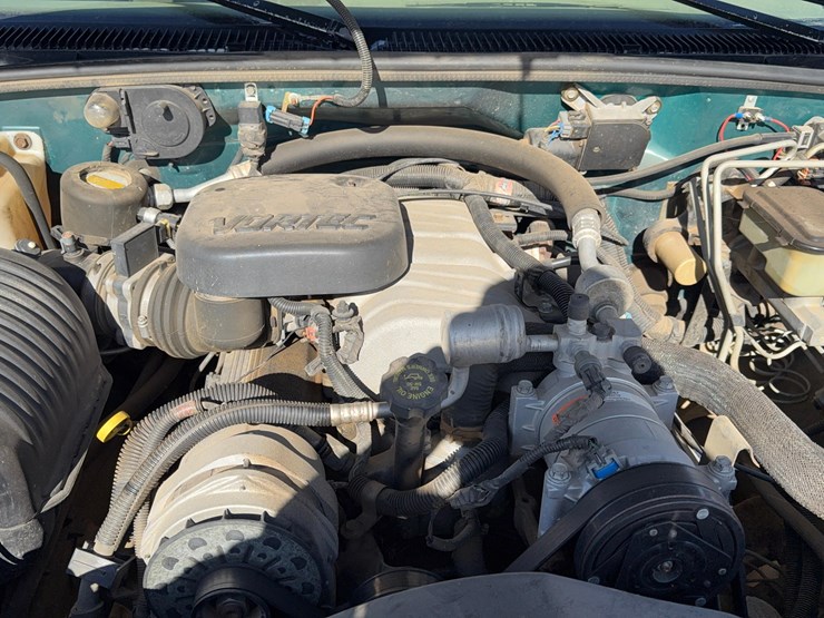 1996-chevrolet-3500-image-24