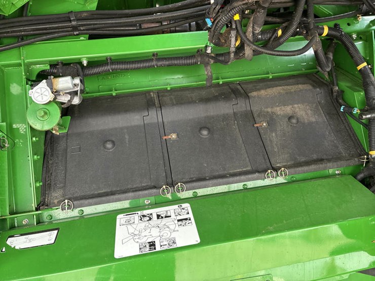 2012-john-deere-s680-image-53
