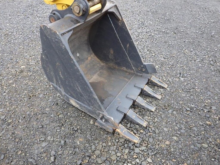 caterpillar-305.5-image-16